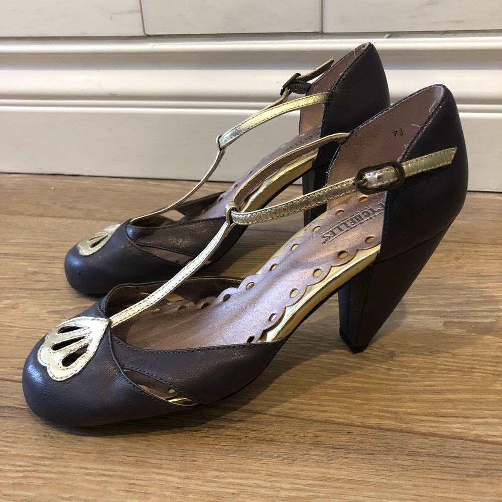 Seychelles heels